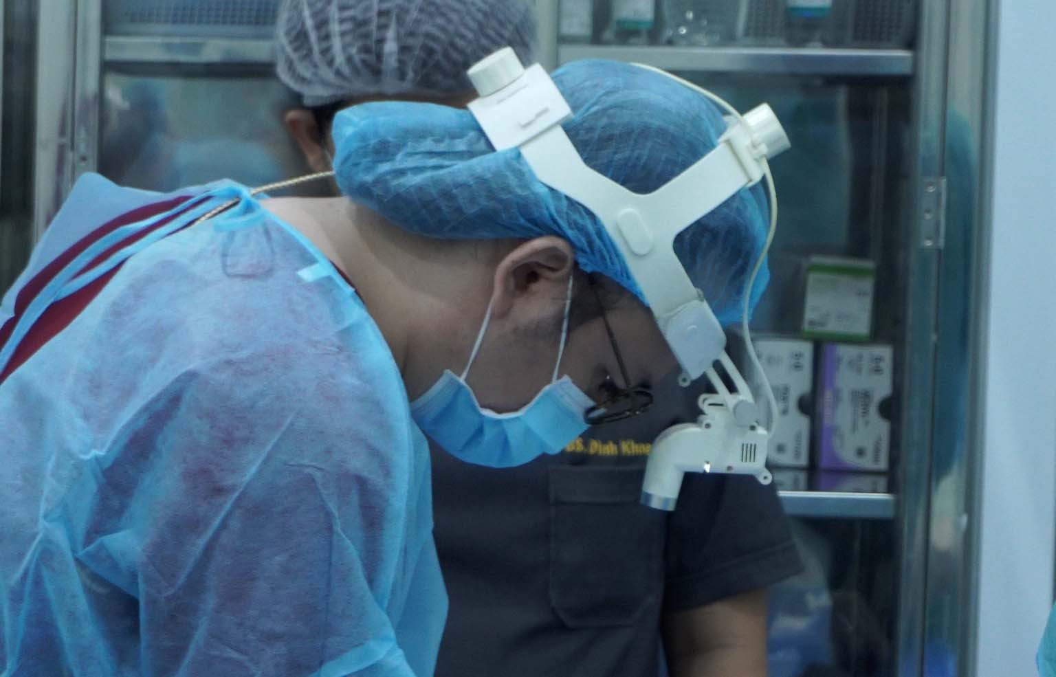 Dr. Khoa Trần - Bác sĩ chuyên khoa 1 - Phẫu thuật tạo hình thẩm mỹ